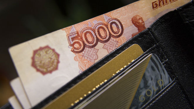 Средняя зарплата в Нижегородской области составила около 33 тысяч рублей