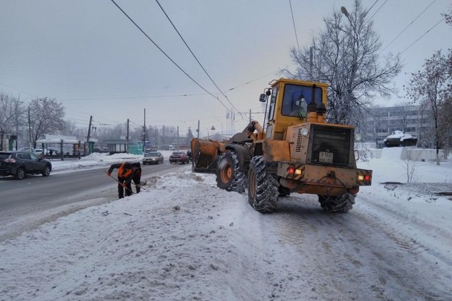 Почти 14 тысяч кубометров снега вывезли с нижегородских улиц за сутки - фото 1