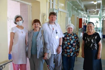 Ветераны побывали на экскурсии в новом гериатрическом отделении Дзержинской больницы
