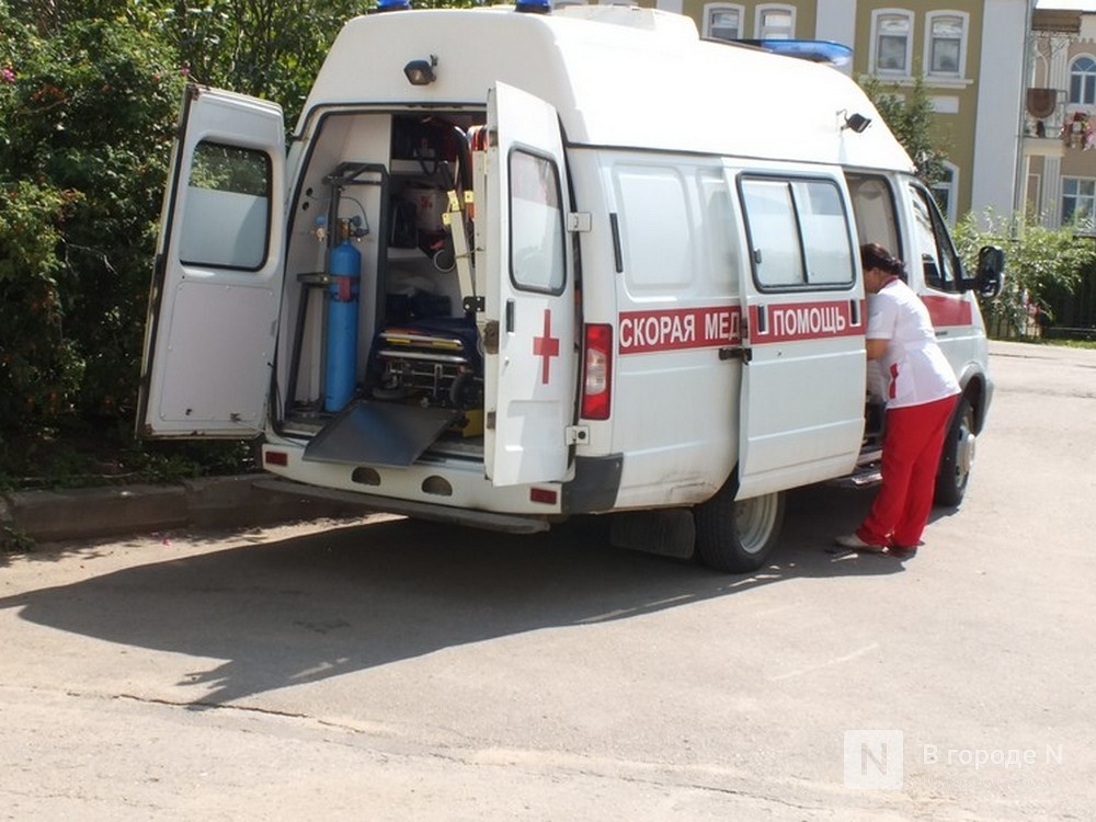 Пять детей и двое взрослых пострадали в аварии с грузовиком в Ленинском районе
