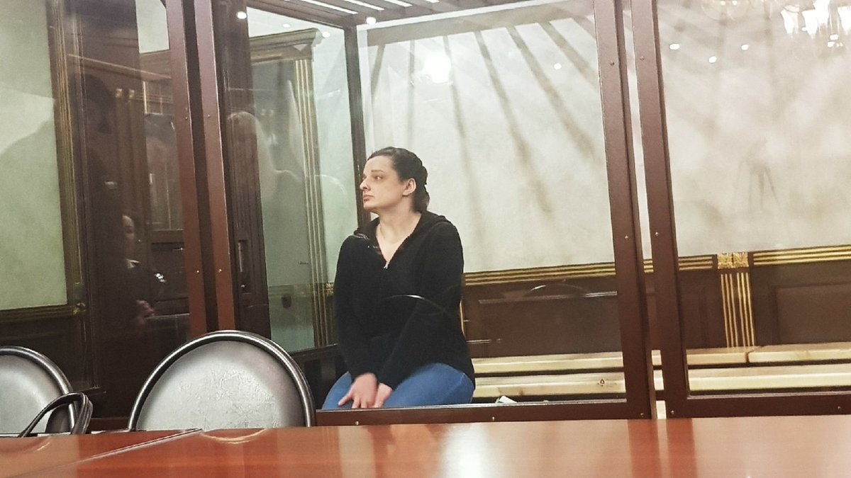 Обвиняемой в убийстве собственных детей Елене Каримовой присудили 19 лет лишения свободы - фото 1