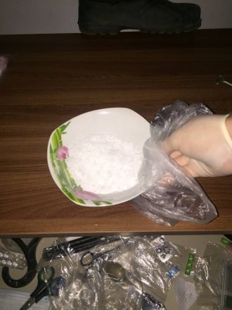 750 граммов синтетического наркотика пытались сбыть парень и девушка в Нижнем Новгороде - фото 2