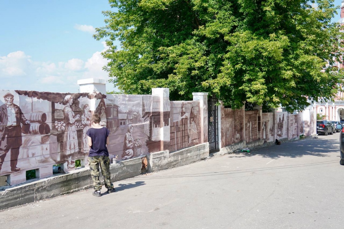 Историческое граффити появилось рядом с Рождественской в Нижнем Новгороде  - фото 1