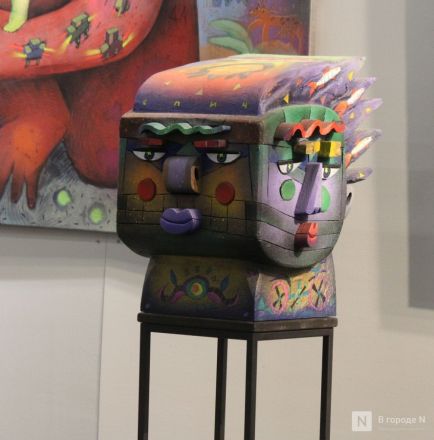 Фоторепортаж: выставка &laquo;АРТ МИР &mdash; 2026&raquo; открылась в Нижнем Новгороде - фото 85