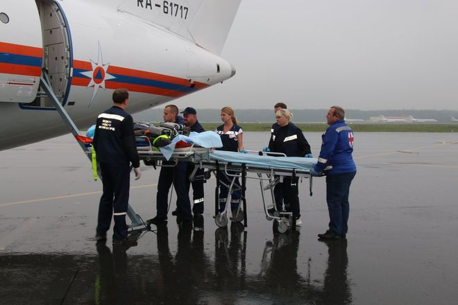 Двоих тяжелобольных доставили из Грозного в Нижний Новгород на лечение - фото 8