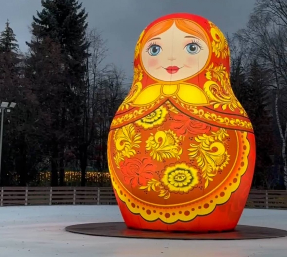 Тайна раскрыта: нижегородцам показали главное украшение катка в &laquo;Швейцарии&raquo; - фото 1