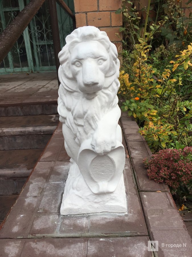 Скульптуры львов украли на улице Горького на следующий день после установки - фото 2