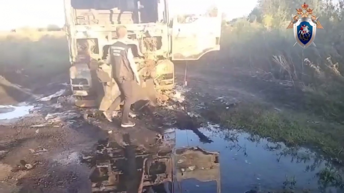 Нижегородский СК завел дело после гибели водителя в сгоревшем самосвале - фото 1