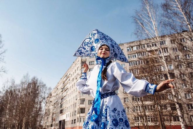 С танцами и блинами: как прошла Масленица в Нижнем Новгороде - фото 5