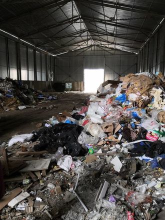 Жители Неклюдово пожаловались на мусорное предприятие в их поселке - фото 3