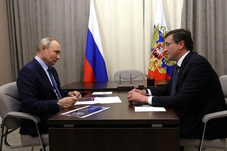Путин провел рабочую встречу с Никитиным в Нижегородской области