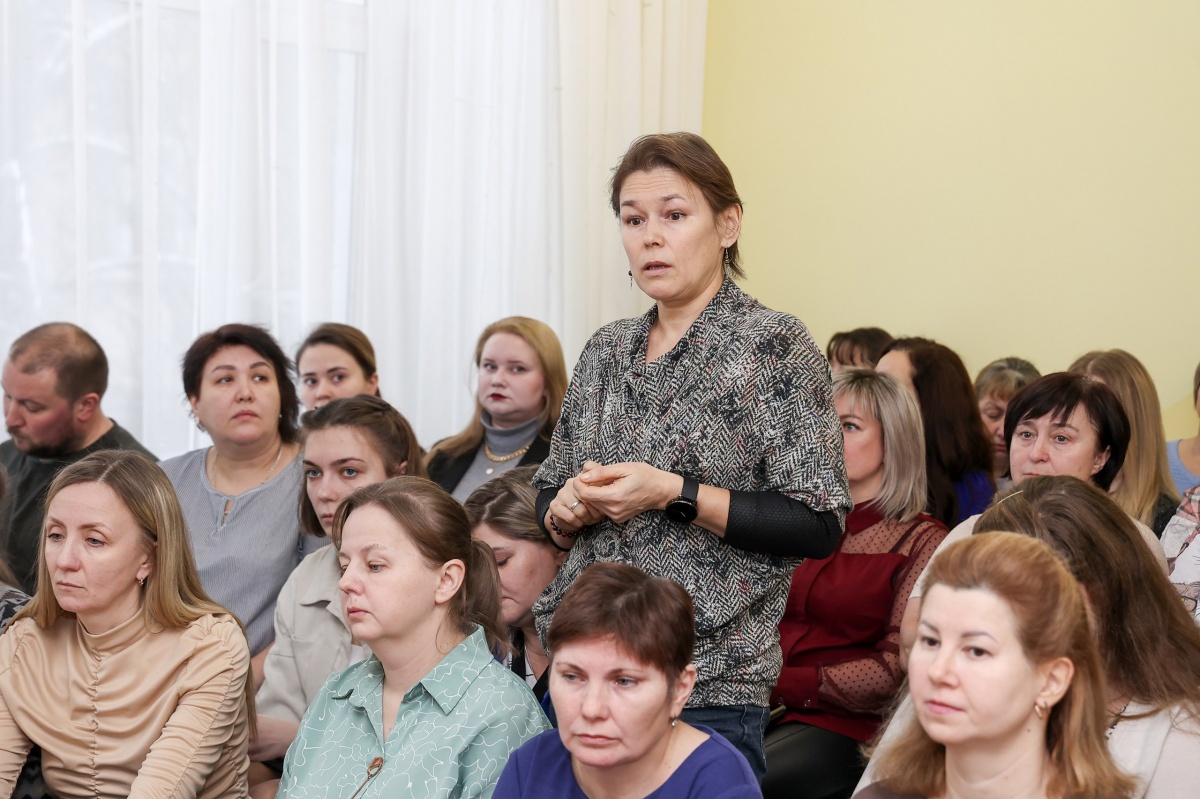 Радченко отговорил увольняться воспитателей нижегородского детсада №368 - фото 1