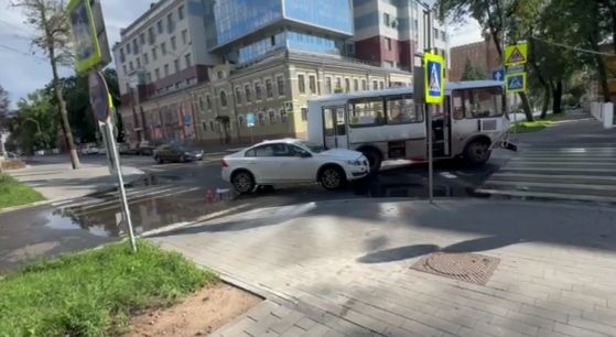 Стало известно состояние пострадавших в ДТП с автобусом на улице Минина