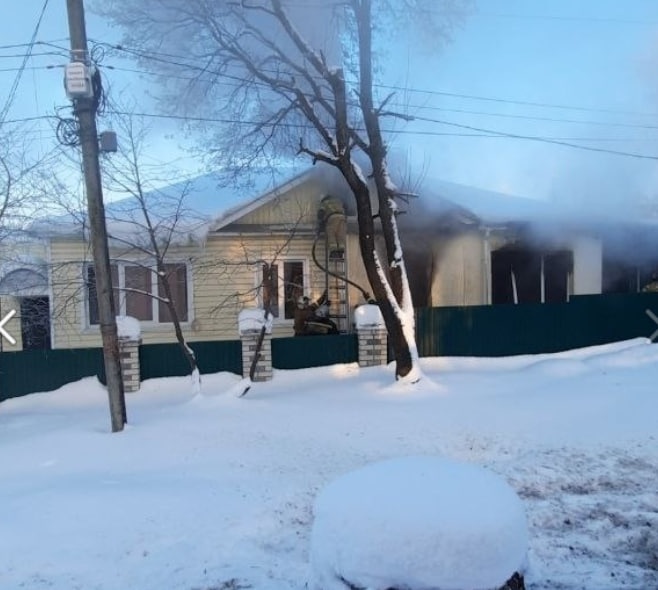 Жилой дом загорелся в Нижегородской области - фото 1