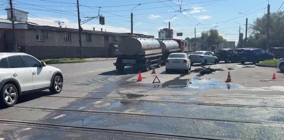 Подросток на мотоцикле пострадал в ДТП в Нижнем Новгороде - фото 1