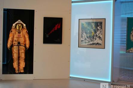 Микромир и скафандр для полета на Марс: фоторепортаж с необычной выставки в Нижнем Новгороде