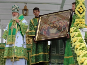 Патриарх Кирилл подарил старинную икону Нижегородской митрополии