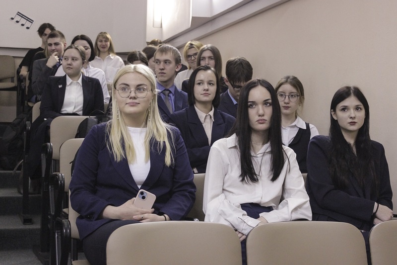 Молодые учёные провели лектории для одаренных детей в Нижнем Новгороде - фото 1