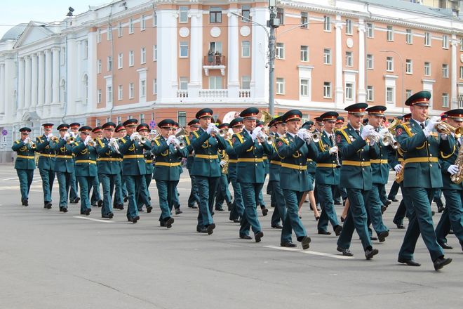 В Нижнем Новгороде состоялся парад в честь 74-й годовщины Победы - фото 29