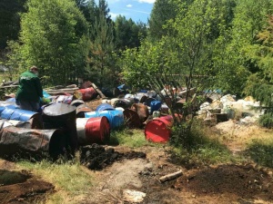 Незаконную свалку промотходов обнаружили в Володарском районе