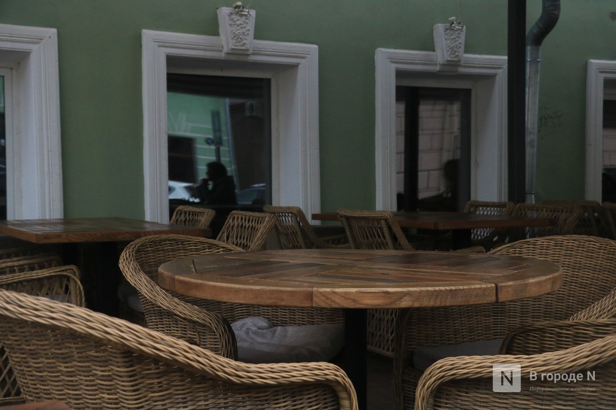 Россияне стали чаще оставлять чаевые в кафе и барах - фото 1