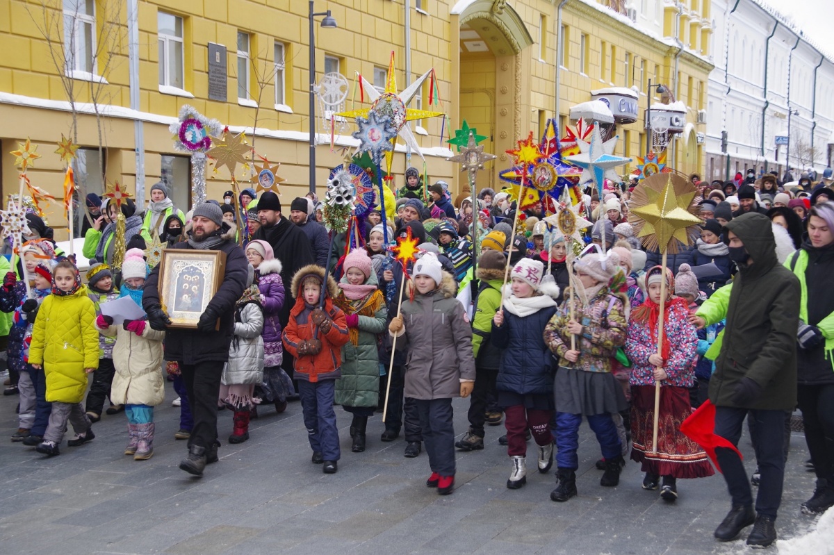 Святочное шествие пройдет по улице Большой Покровской 15 января - фото 1
