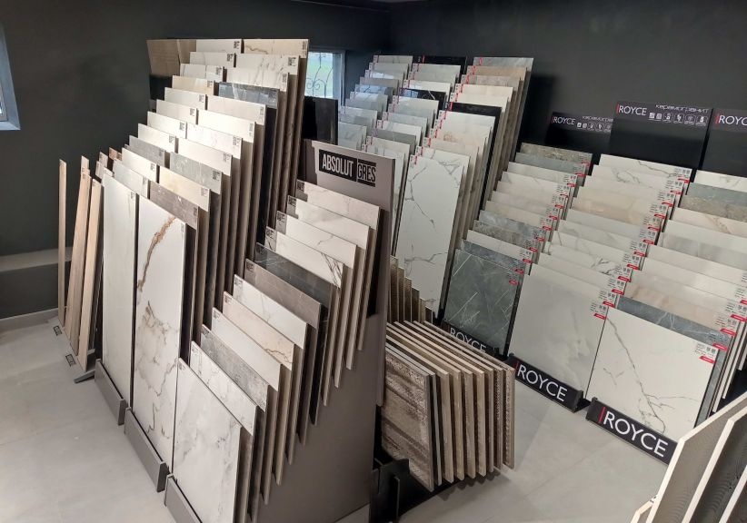 Нижегородцам рассказали о плюсах и минусах керамогранита во внутренней отделке