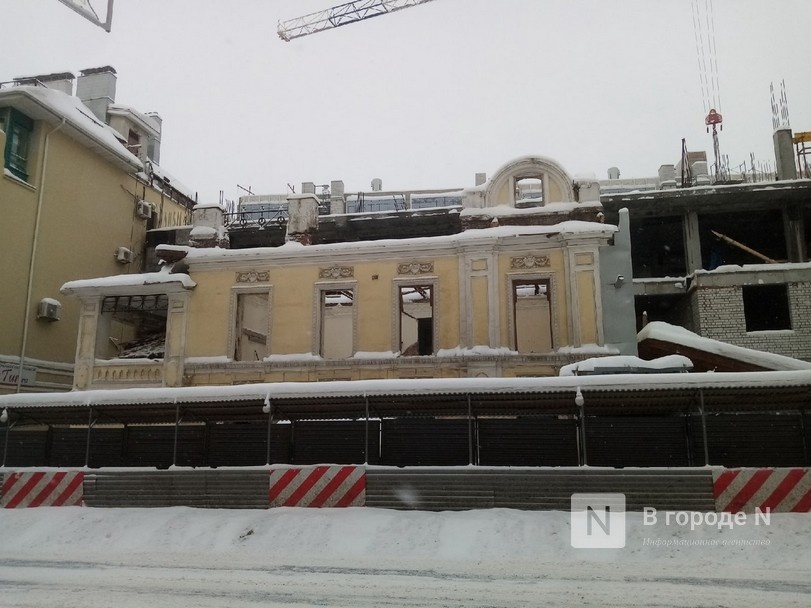 Крышу разобрали у памятника архитектуры в центре Нижнего Новгорода - фото 1