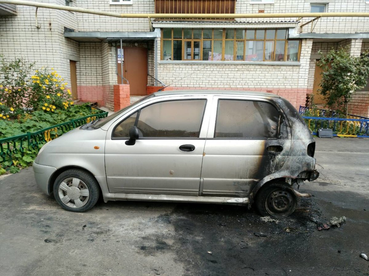 В Нижегородской области неизвестные пытались сжечь машину депутата (ФОТО) - фото 2