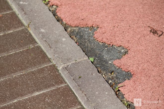 Центр Нижнего Новгорода проверили после жалоб на дефекты благоустройства - фото 7