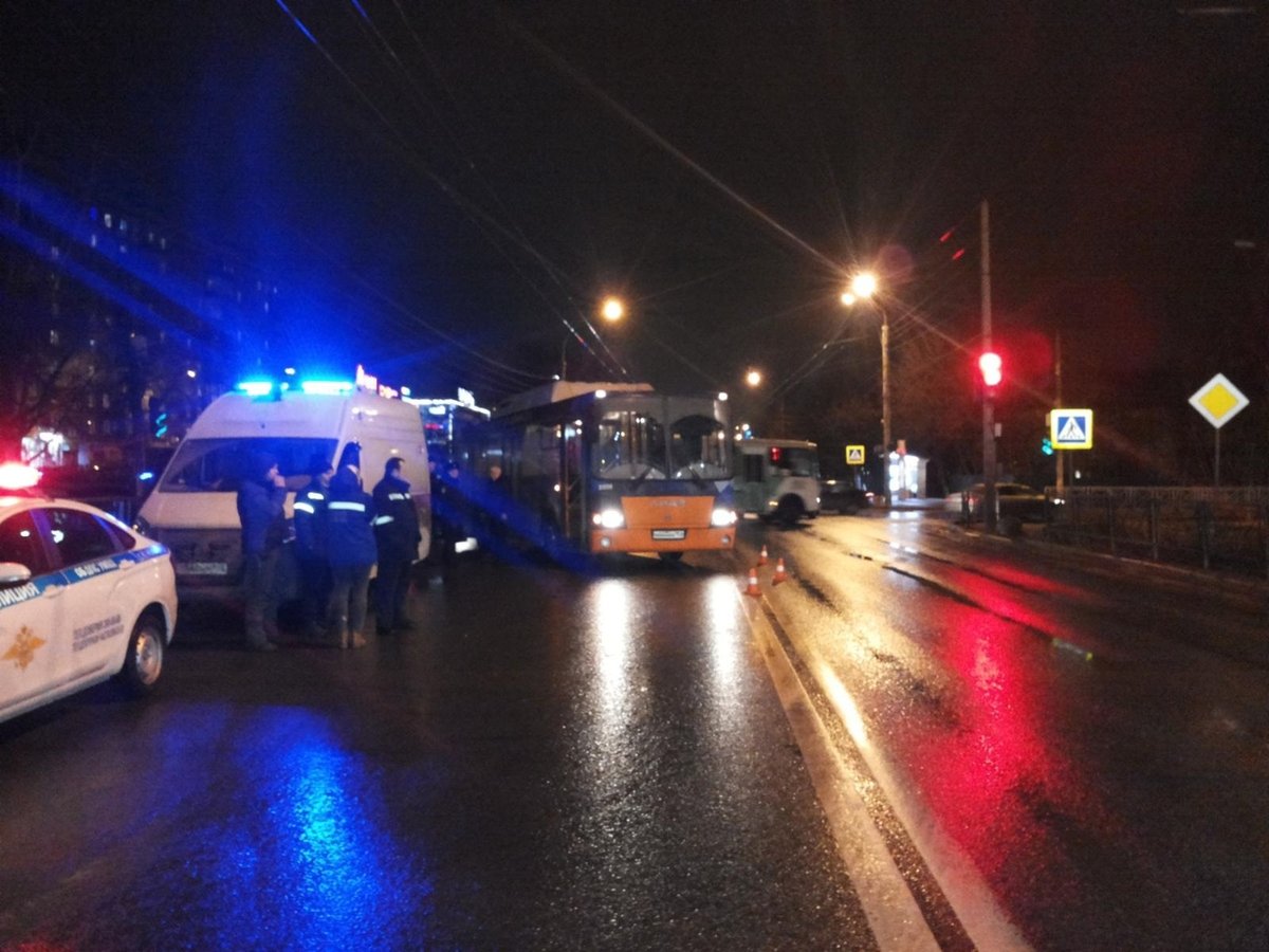 Уголовное дело возбуждено по факту смертельного ДТП с автобусом в Автозаводском районе - фото 1