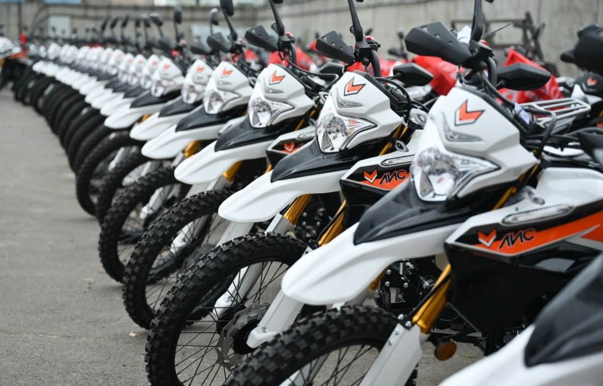 Нижегородские коммунисты отправили на СВО мотоциклы для разведчиков - фото 1